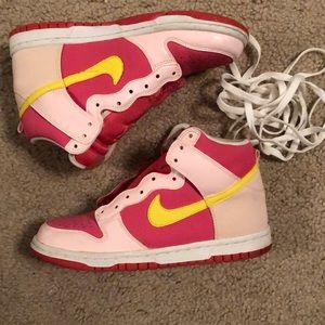 Nike High Dunks